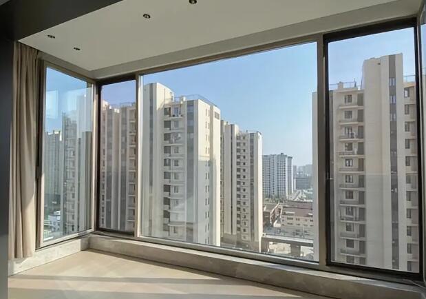 客廳落地窗的優(yōu)缺點(diǎn)分析